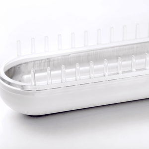 Close-up of BU-1 UVB lamp area and detachable light comb attachment