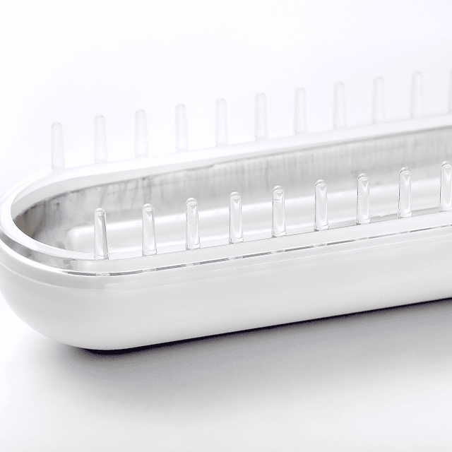 Close-up of BU-1 UVB lamp area and detachable light comb attachment